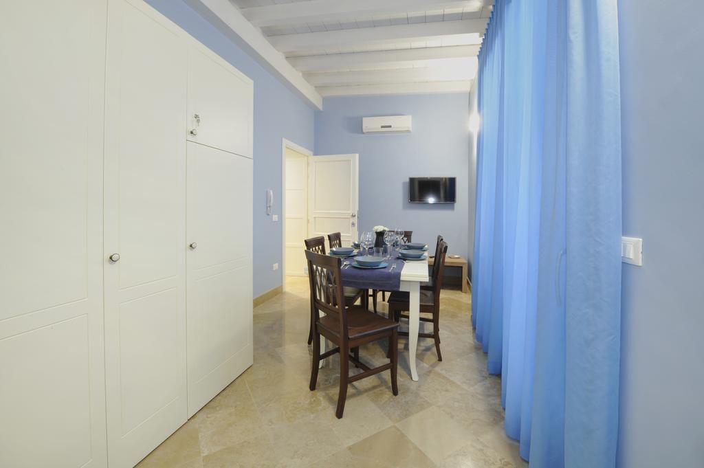 Palazzo Massari Hotel Лече Екстериор снимка